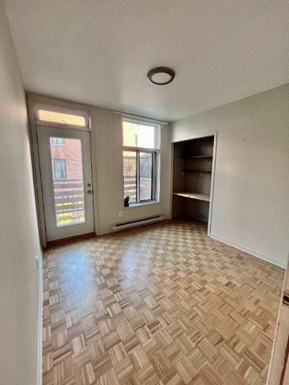 Magnifique 5½ entièrement rénové au cœur du Plateau Mont-Royal | 3281672