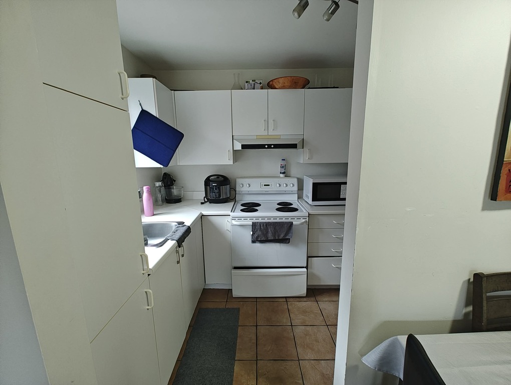 3 1/2 Anjou Calme Beaucoup De Rangements | 3281925