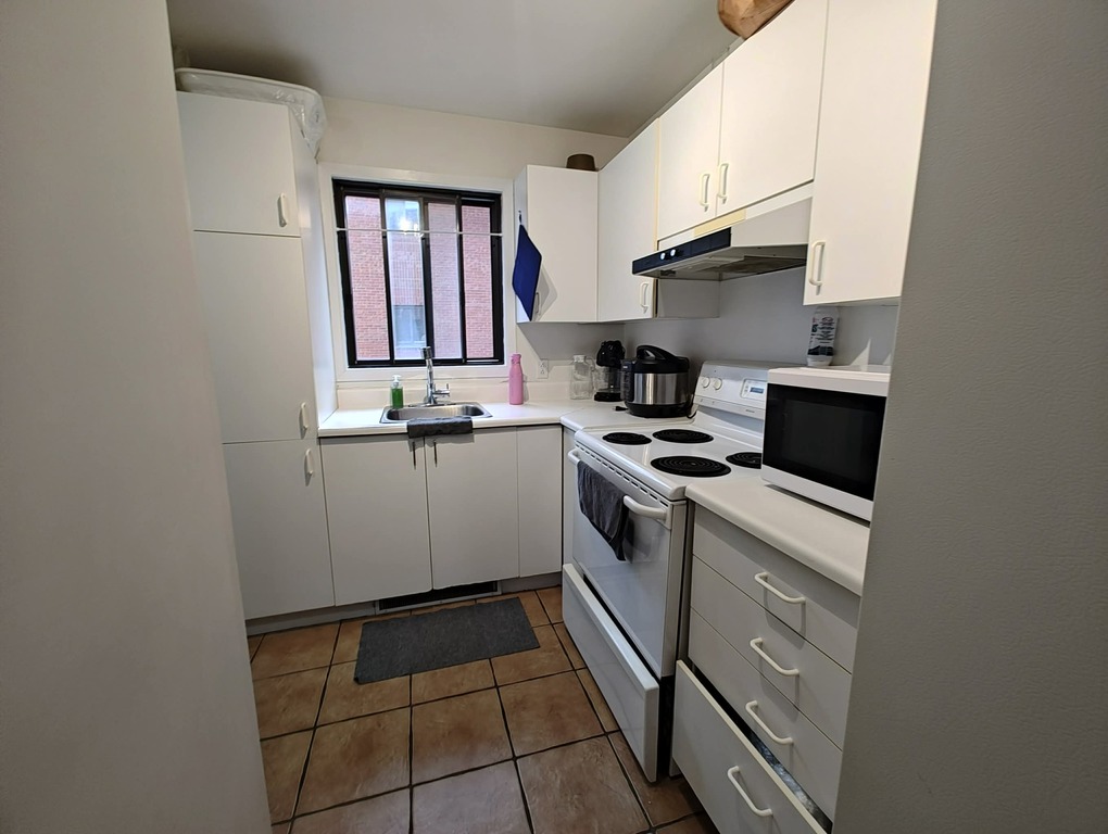 3 1/2 Anjou Calme Beaucoup De Rangements | 3281925