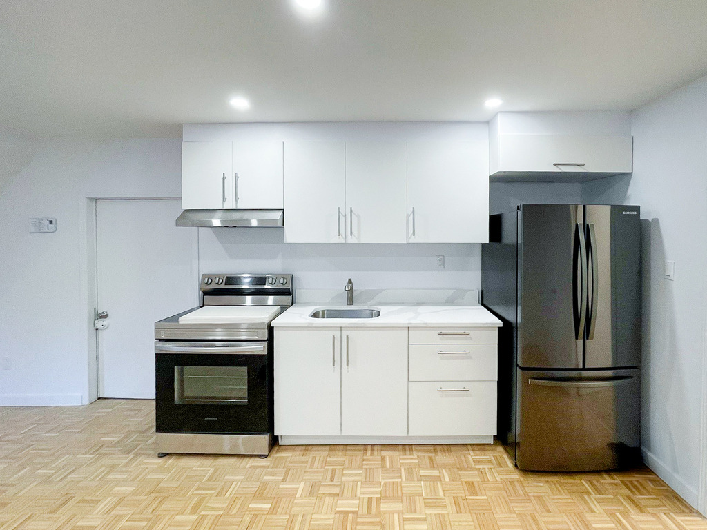 Studio Tout Inclus Métro Langer 01/07 | 3281926