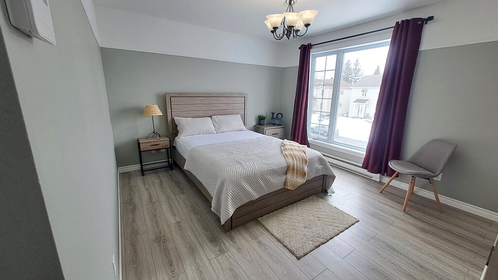 Superbe 4½ Entièrement Meublé 1495$/mois | 3282080