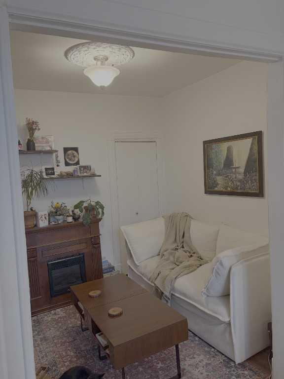 Grand 3 1/2 chambre double à louer (1er août) | 3282365