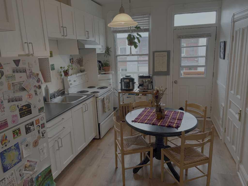 Grand 3 1/2 chambre double à louer (1er août) | 3282365