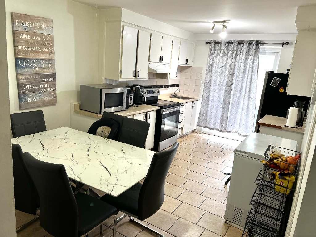 Beau et grand 4 1/2 Longueuil pour | 3282377