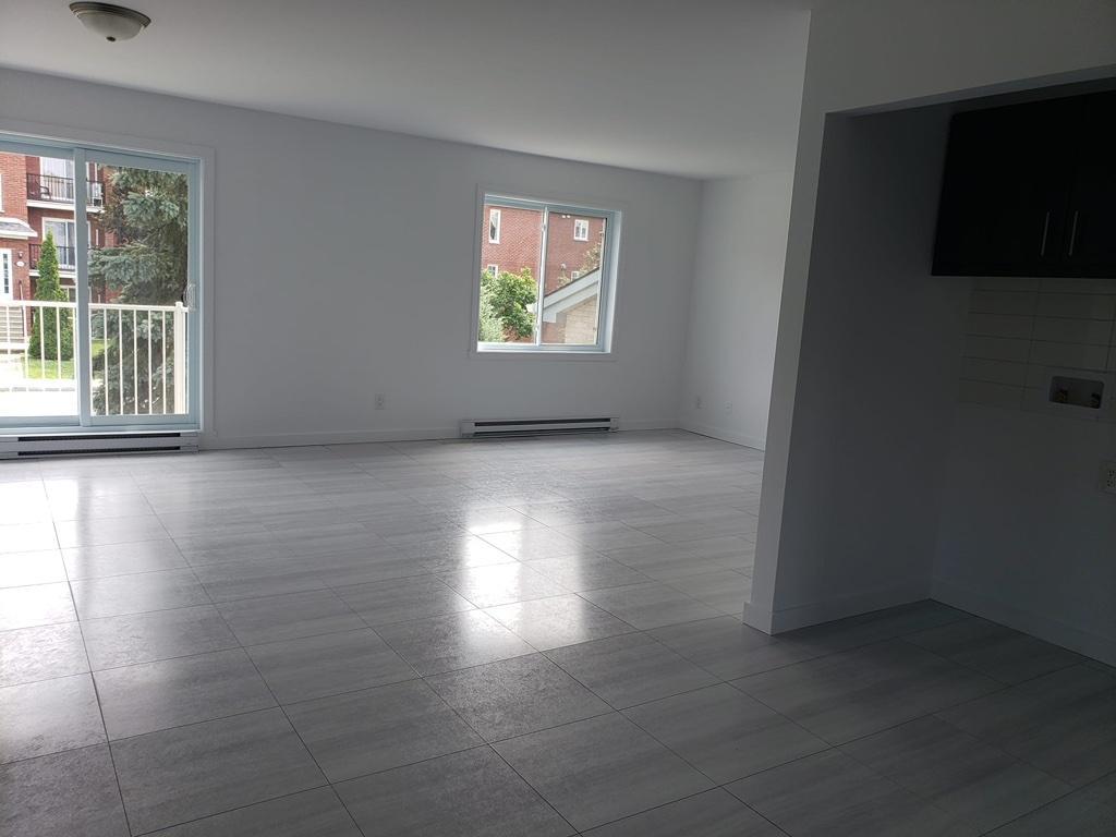 4 1/2 style condo 50 plus | 3282383