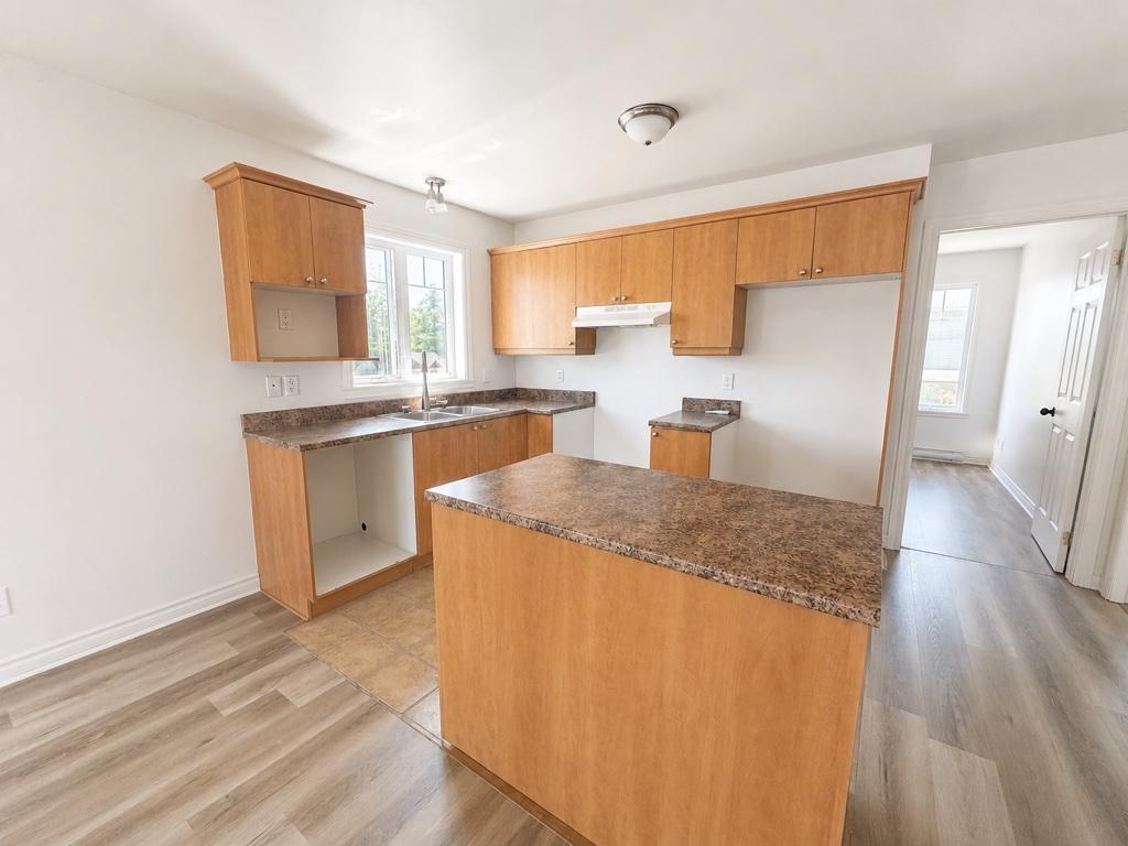 Appartement à louer 4 1/2 | 3282392