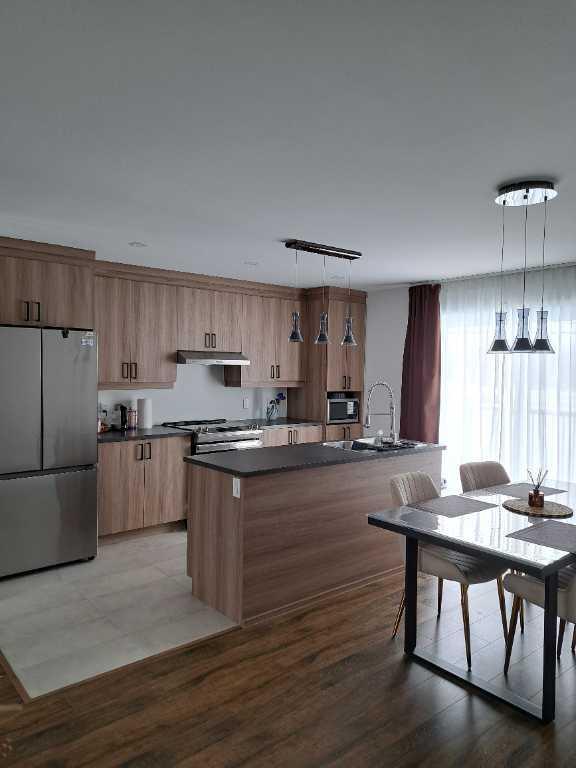 Grand condo 4 ½ lumineux à louer 1550 $/mois | Disponible maintenant | 3282402