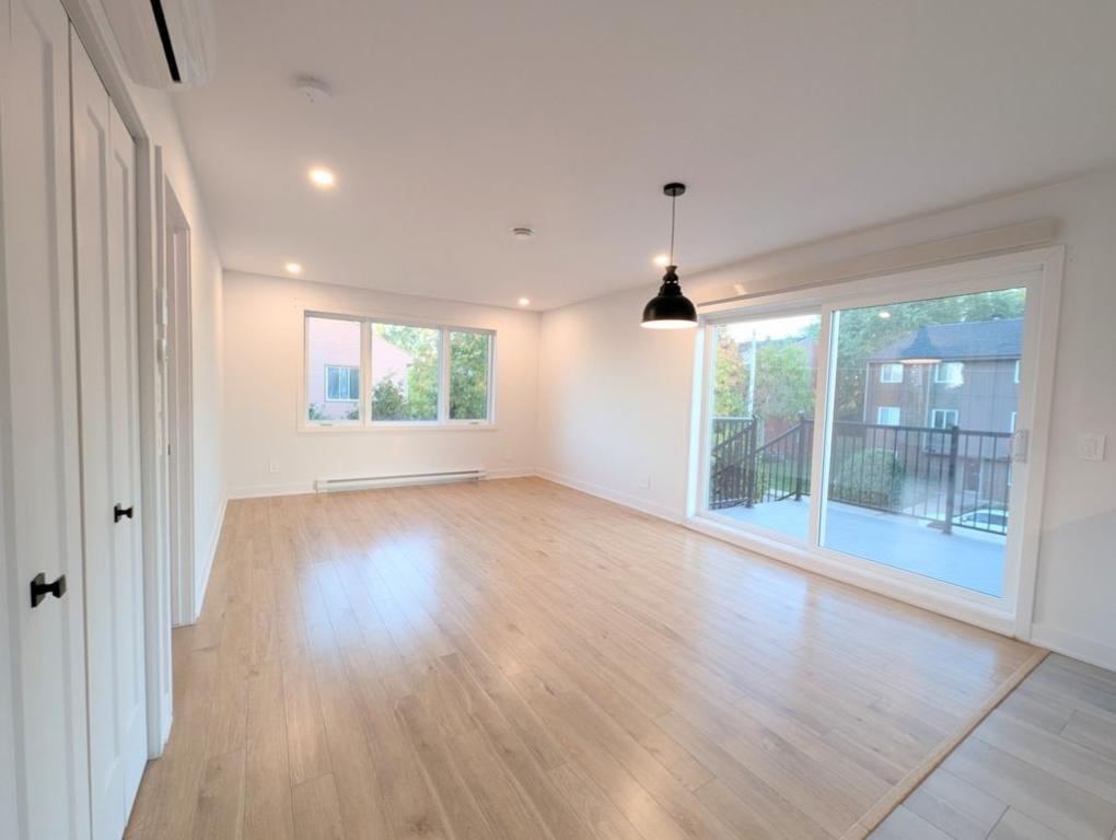 Nouvelle construction Condo 3 1/2 à louer Vieux-Longueuil Rive-Sud Montérégie | 3282406