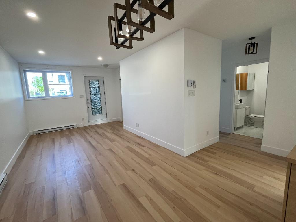Appartement / condo 4 1/2 à louer | 3282434