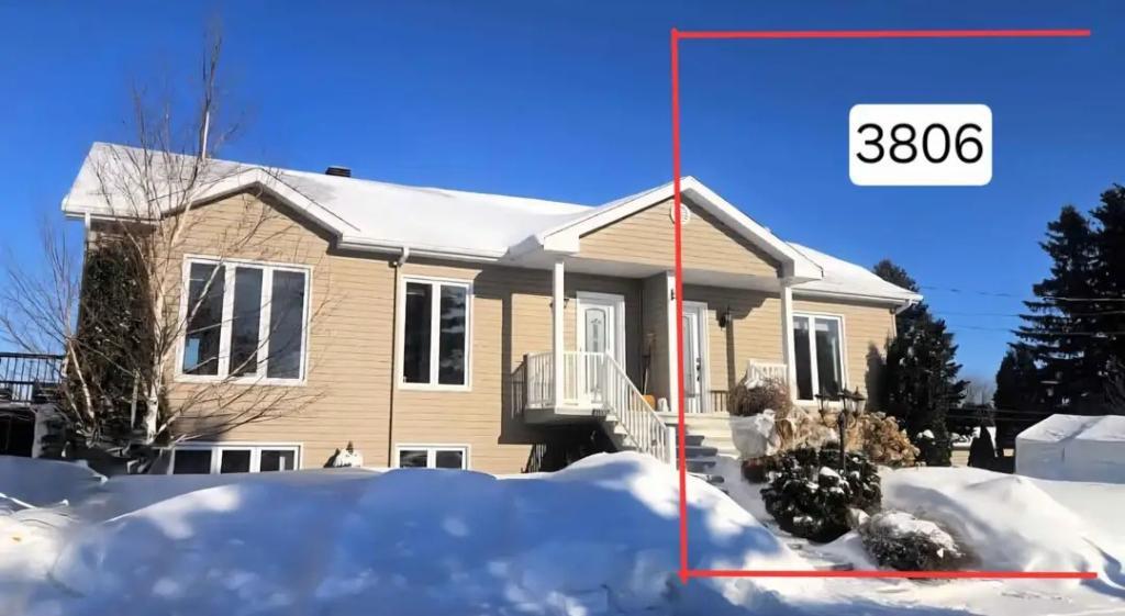 Duplex 4 1/2 à Laterrière | 3282435