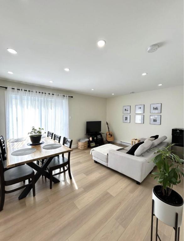 Logement 4 1/2 à louer Sainte-Thérèse | 3282437