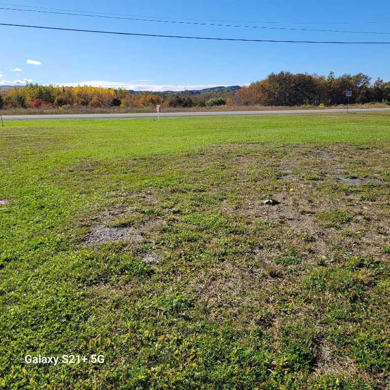 Grand terrain a vendre | 3282574