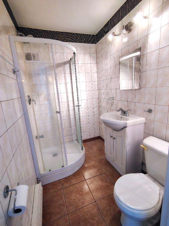 BEAU 4 1/2 AVEC EMPLACEMENT EXCEPTIONNEL! | 3283379