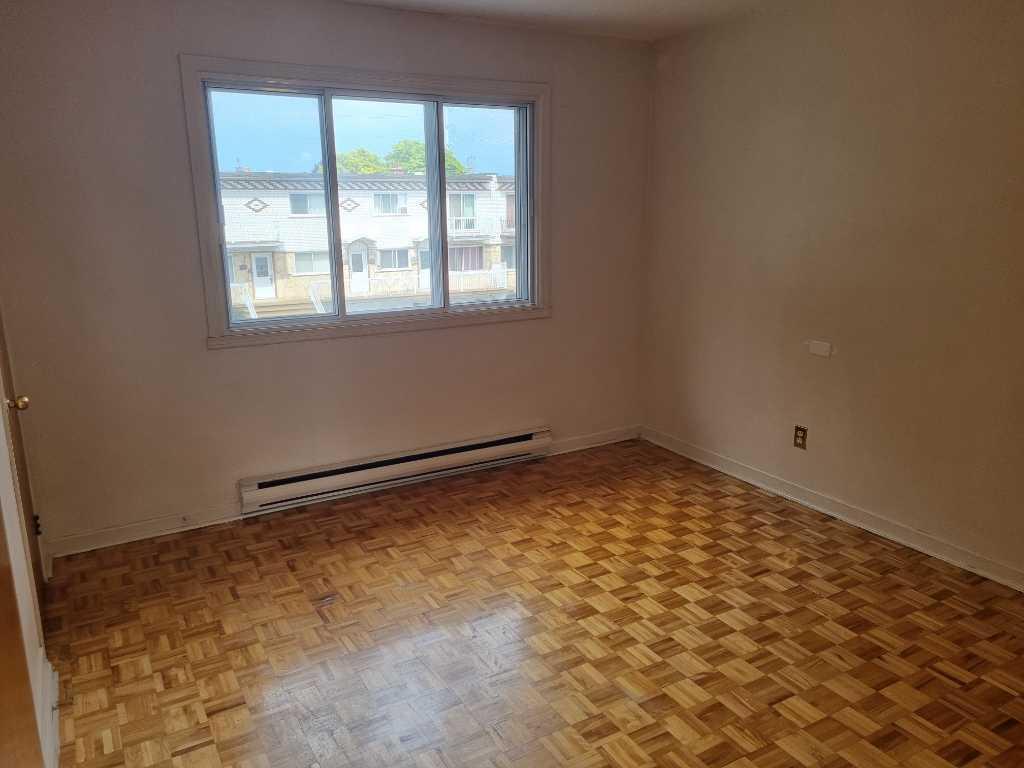 ST. LEONARD, BEAU GRANDE 5-1/2 A LOUER, 1 Sept | 3283420