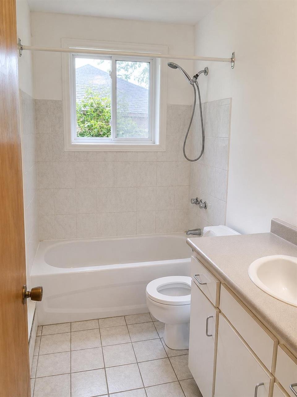 Immeuble - 540 13e Av Nord Logement 3 ½ à Louer - Près Du Cégep De Sherbrooke | 3283545