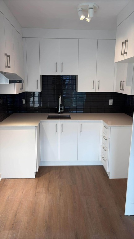 3 1/2 à Louer Beloeil. Mail Montenach | 3283804