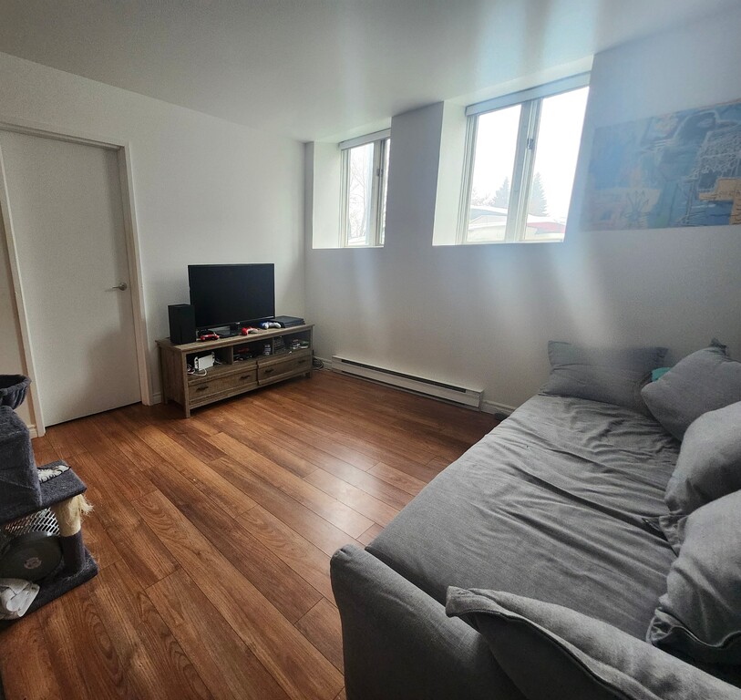 LOGEMENT À LOUER À BAIE-SAINT-PAUL Pour | 3283892