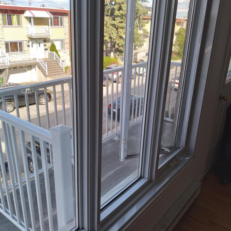 5 ½ HAUT DUPLEX, GRANDE TERRASSE REMISE | 3283983