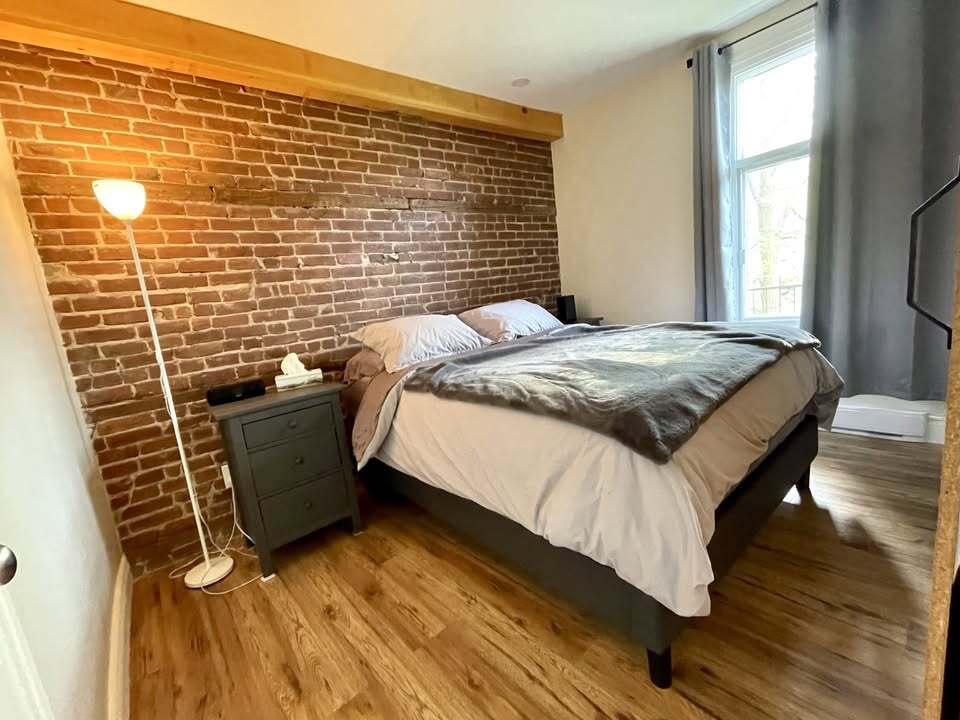 Ville-Marie - Superbe 3 1/2 Rénové | 3284063