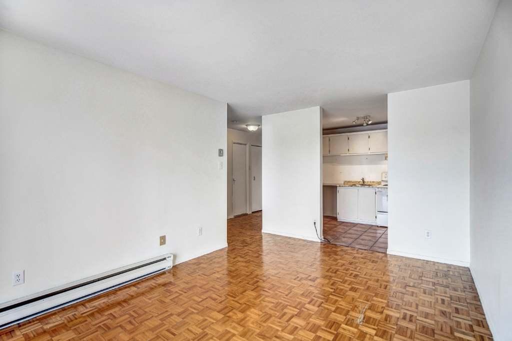 🏡 3 ½ entièrement rafraîchi – Secteur paisible Ouest-de-l’Île, près de l'eau | 3284152