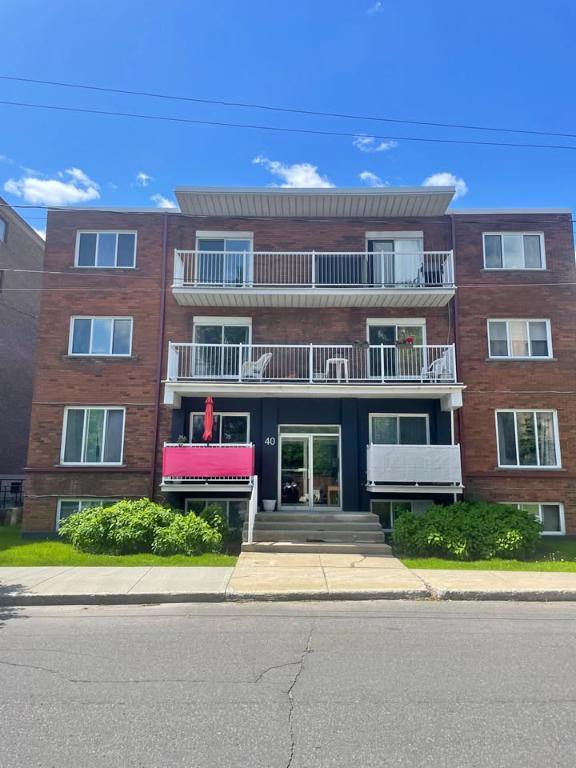 4 1/2 Vieux Longueuil à 2 pas de Saint-Charles | 3284162
