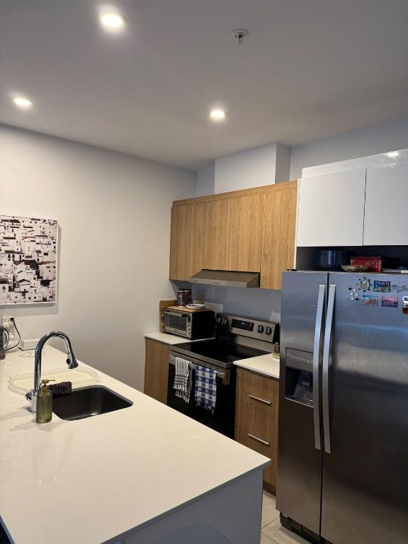 Condo à louer avec Garage int. 3 et demi 700 pi2. | 3284168