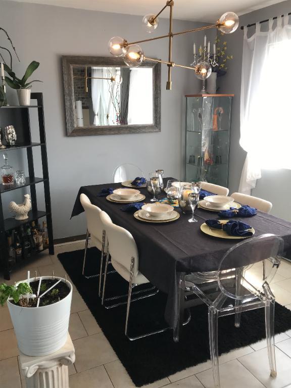 ** TRÈS GRAND 4 1/2 *** 1 er ÉTAGE *** MODERNE ** A 5 MINUTES À PIED CÉGEP OU MÉTRO MONTMORENCY ++ BALCON ET PORTE PATIO +À VOIR+ 450-664-7578 | 3284187