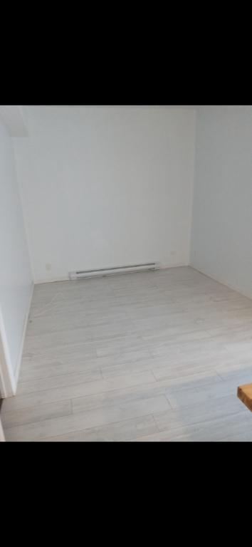 4 Et demi a louer | 3284772
