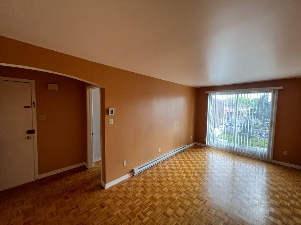 4.5 Apartment Available - A louer • For Rent | 3284801