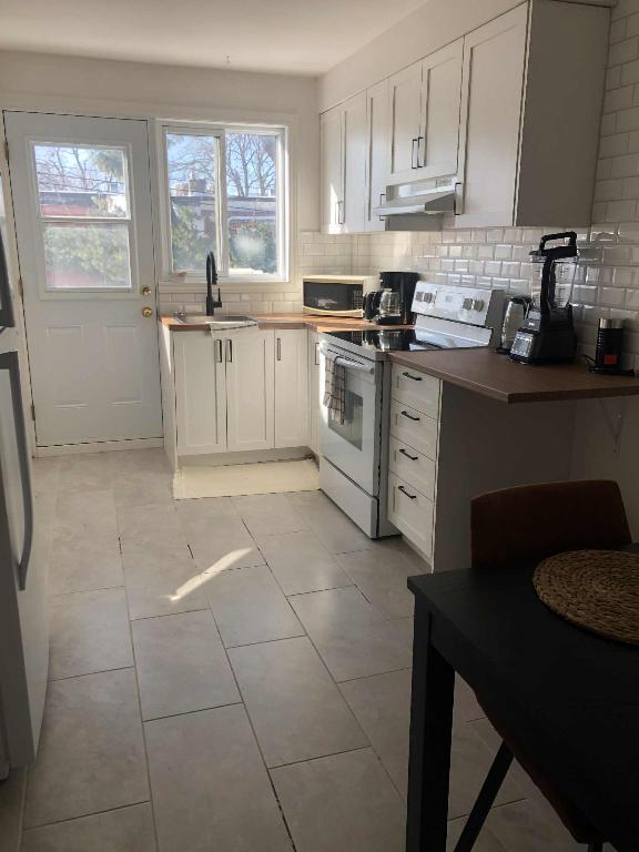 Ahuntsic, 3 1/2 chauffé semi-meblé | 3284823