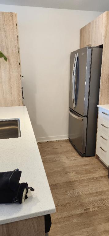 APPARTEMENT À LOUER AVEC DEN TOUT INCLUS AVEC GARAGE | 3284916