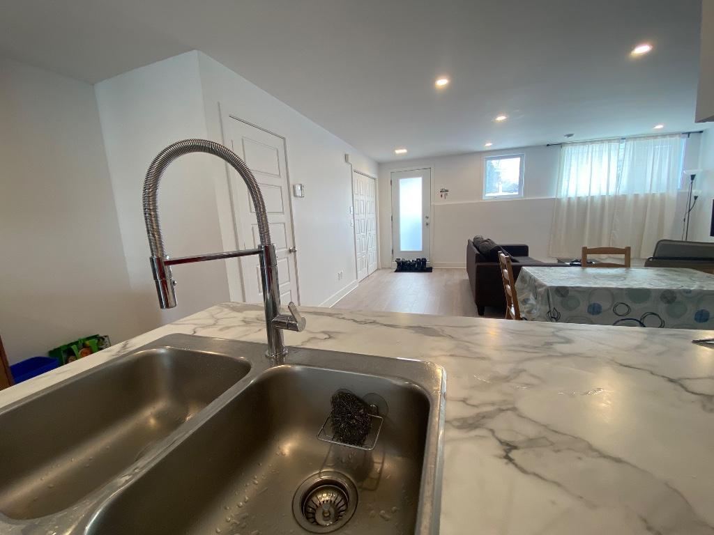 Beau 5 1/2 – Niveau jardin – Triplex 2021 – Longueuil | 3284954