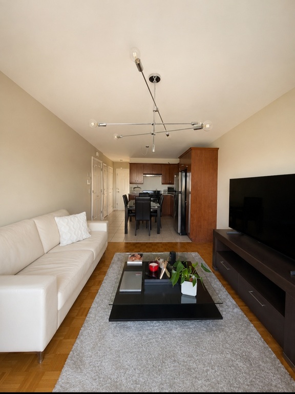 3 1/2 Haut De Triplex à Ahuntsic | 3285428