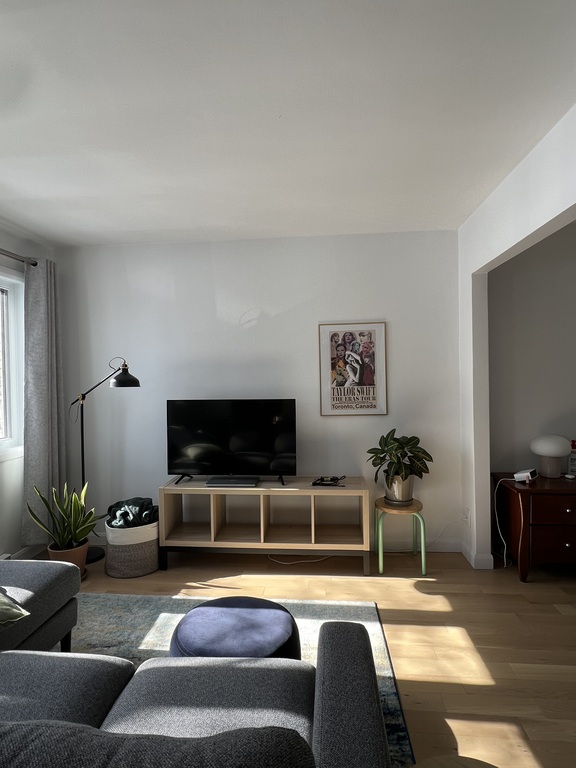3 ½ Rénové - Quartier Tranquille Et Vert | 3285440