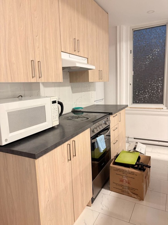 SHORTERM SUBLEASE (JULY 1 – NOVEMBER 30 | 3285445