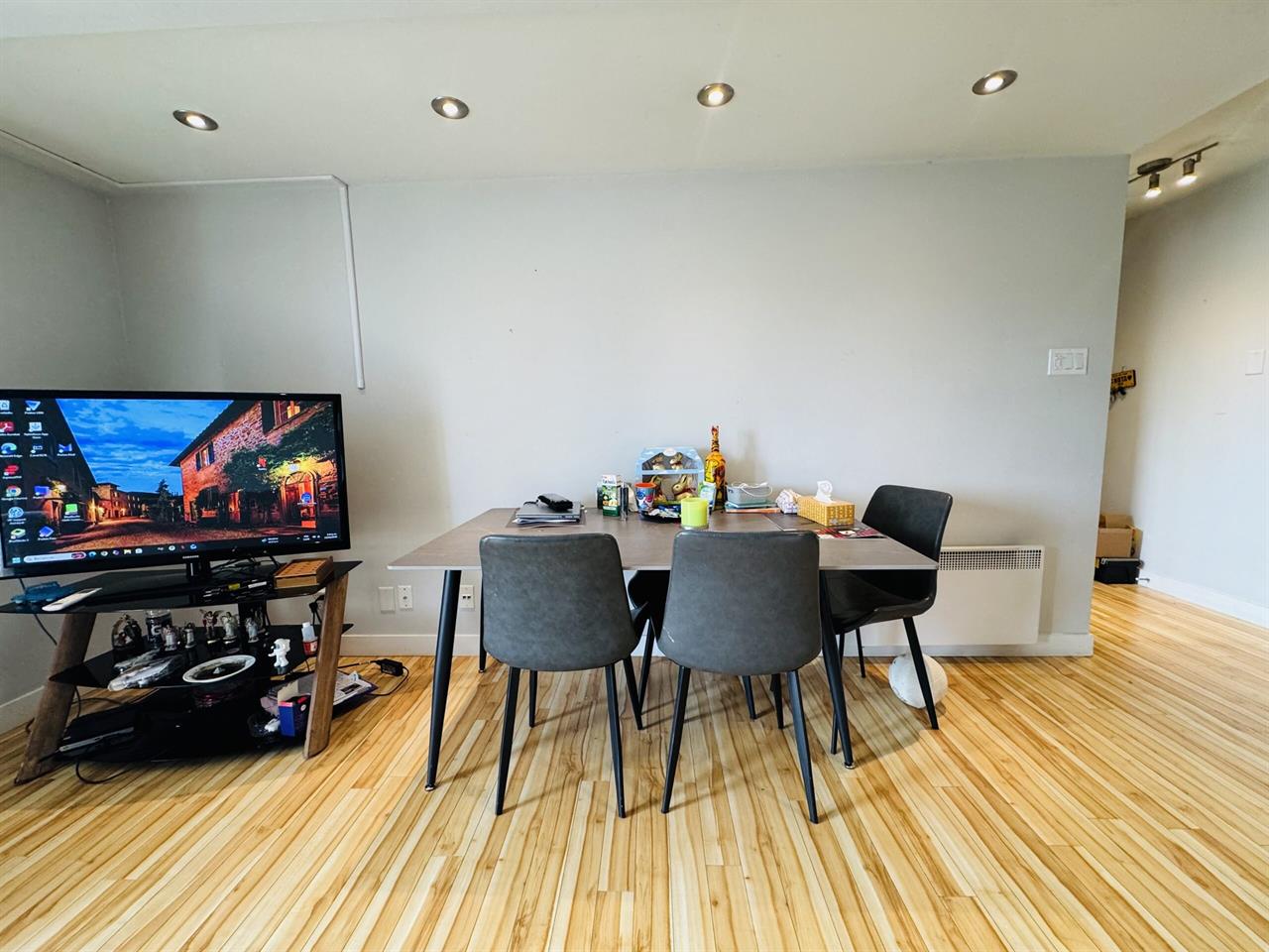 Norvège Appartement 5 ½ à Louer Sainte-Foy / Sillery Juillet 2026 | 3285479