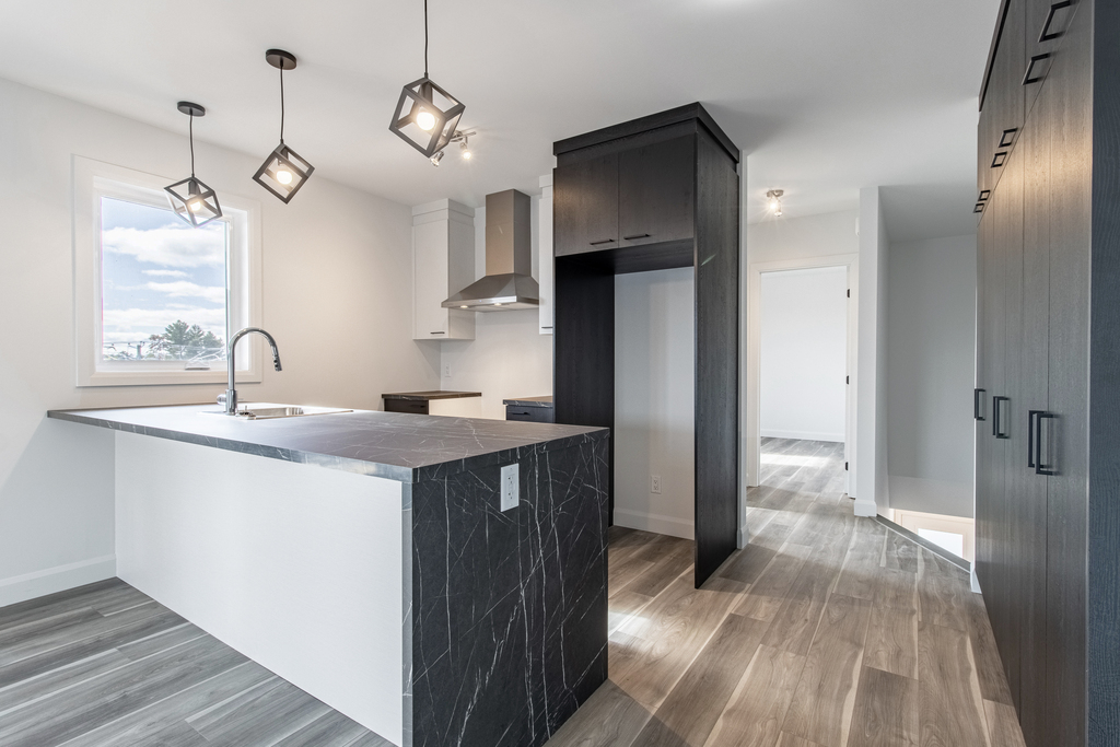 Superbe 5 1/2 à Louer | 3285525