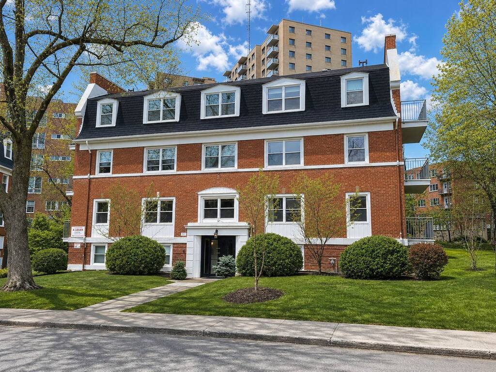 Condos Locatifs – Le Ridgewood à C-D-N | 3285555
