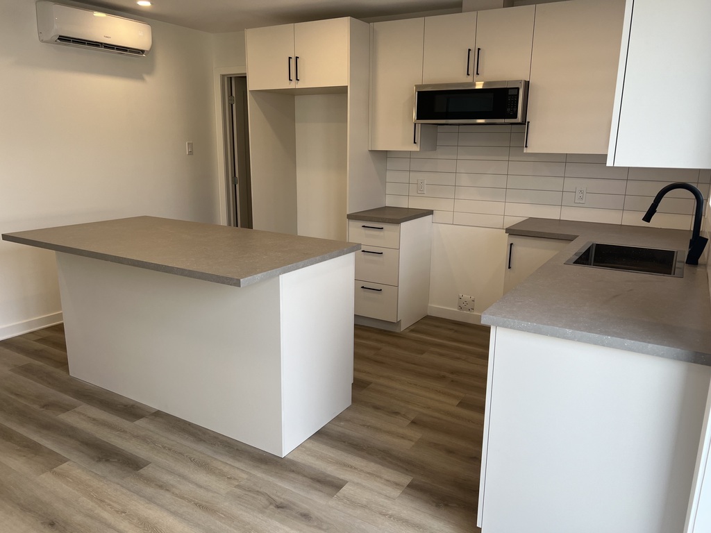 Magnifique 41/2 Style Condo à Longueuil | 3285602