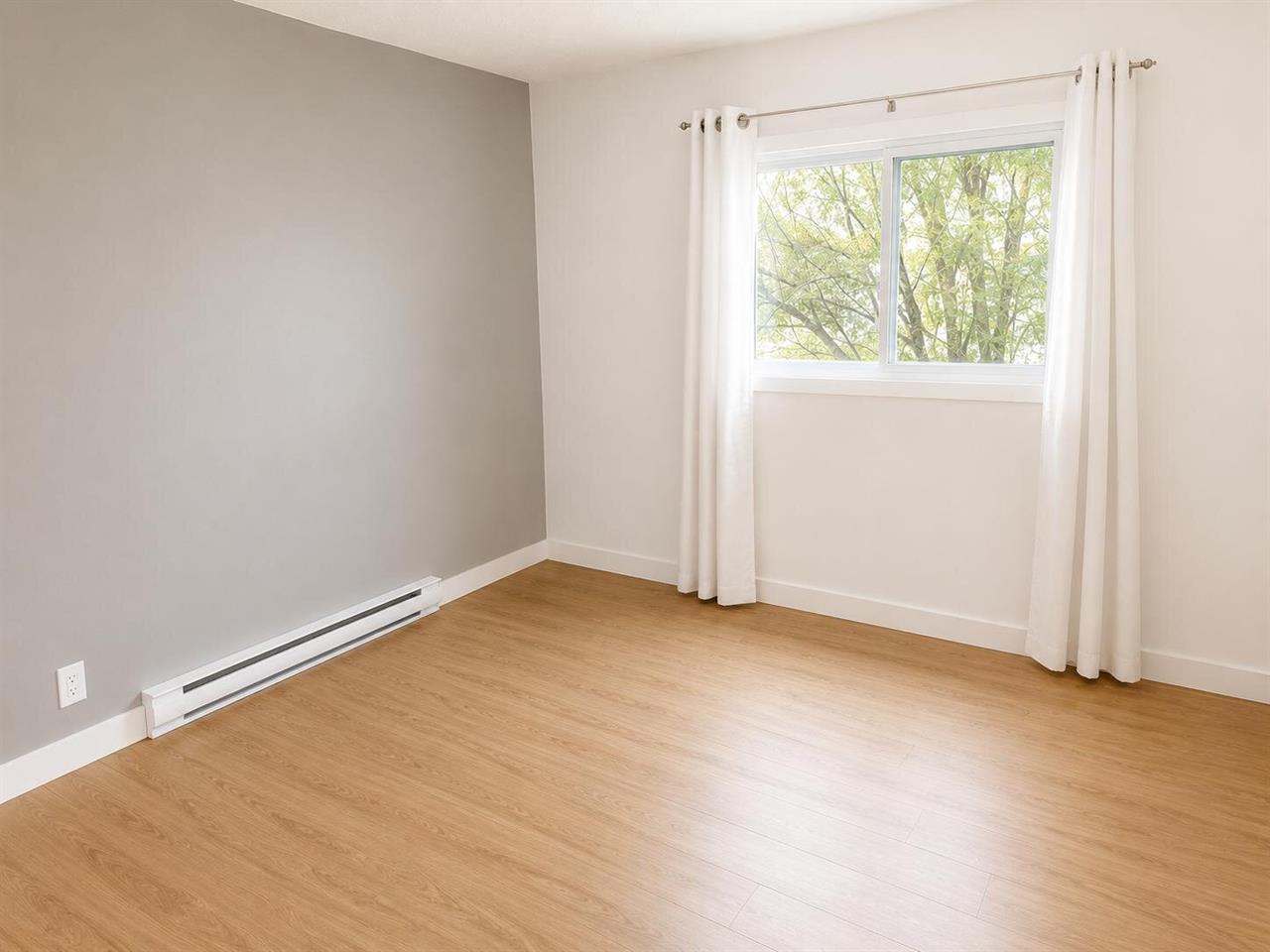 Immeuble - 1555 Rue Dorval Magnifique 3 ½ à Louer – Sherbrooke | 3285613