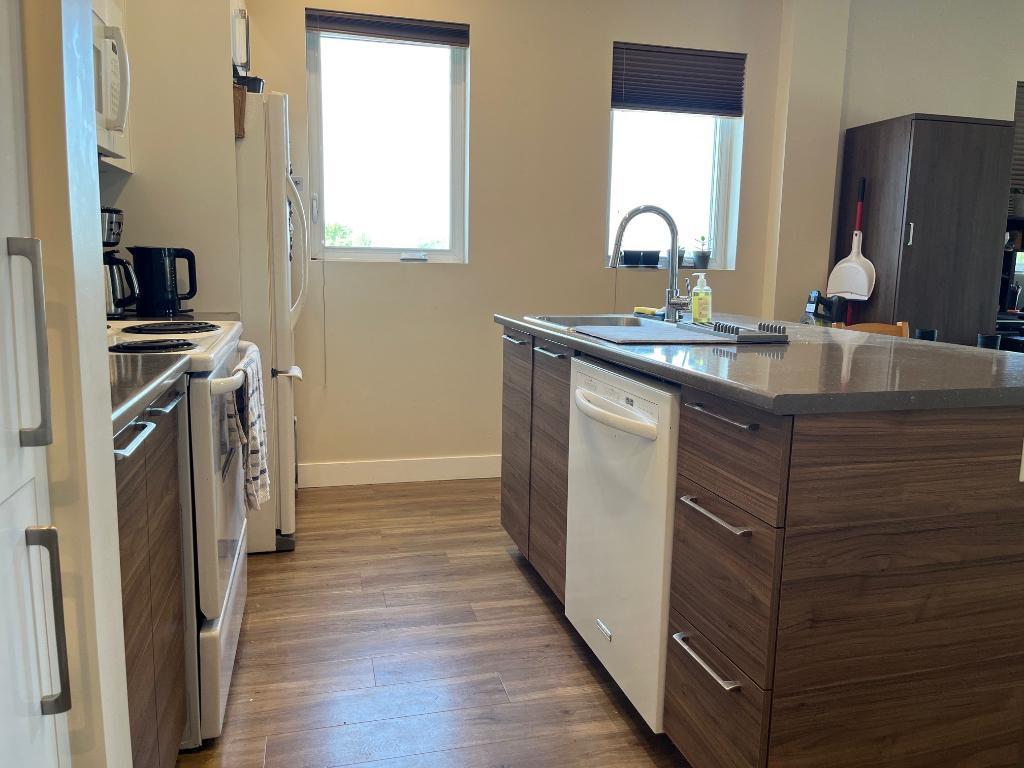 Beau 3 1/2 avec ascenseur | 3285667