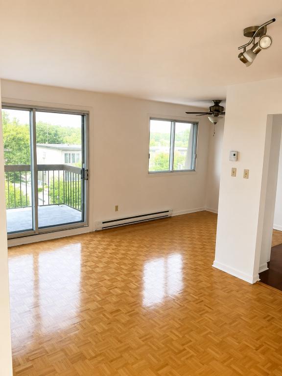 4 1/2 RDC/55 ans et plus/Centre de la nature Laval | 3285670