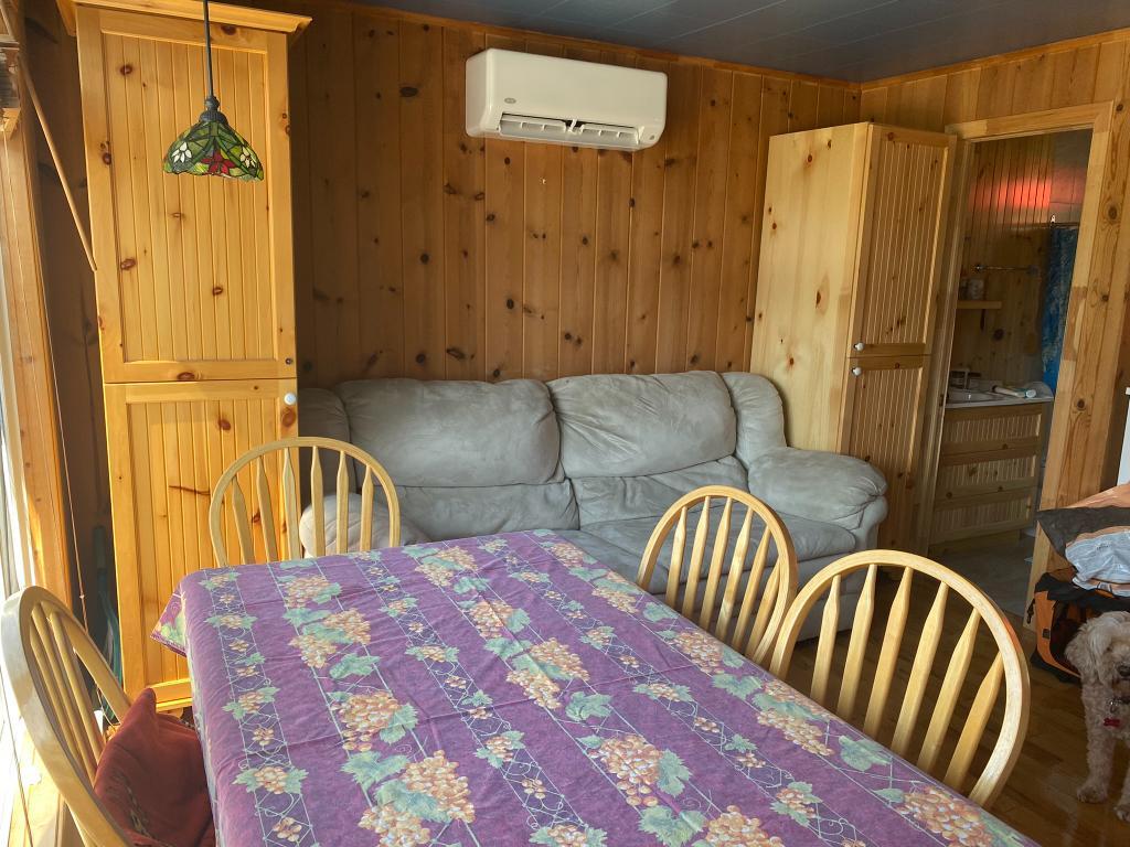 Petite maison chaleureuse vue sur le fleuve | 3285699