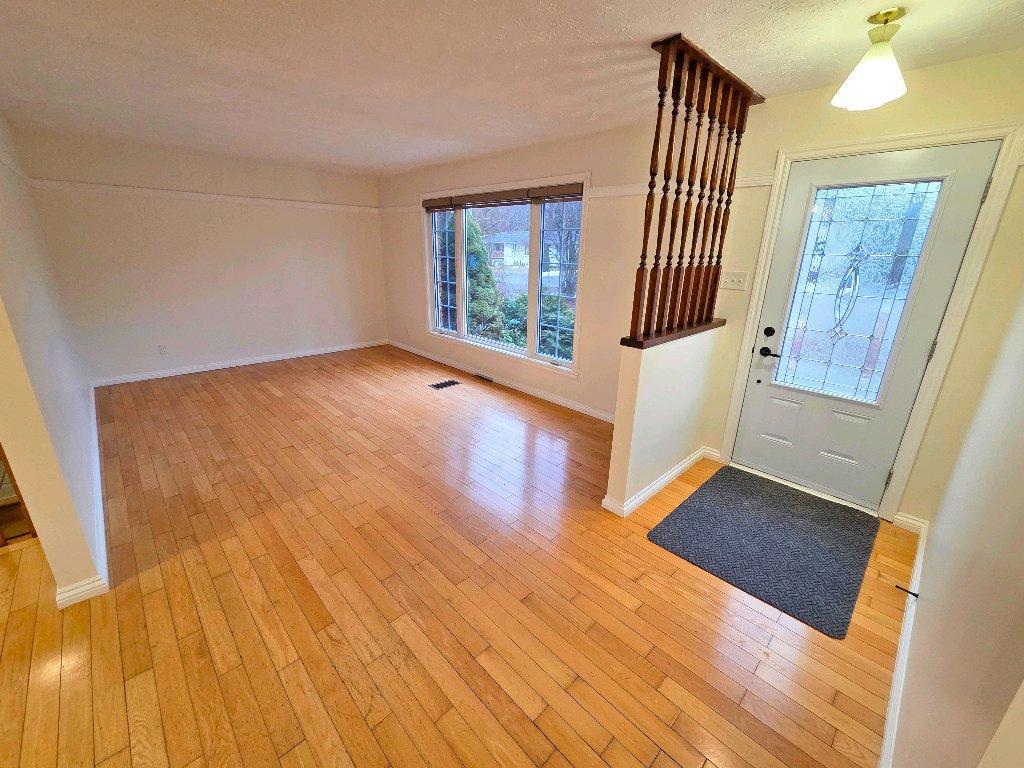 Maison au bord du lac - 3 chambres à Cowansville | 3285777