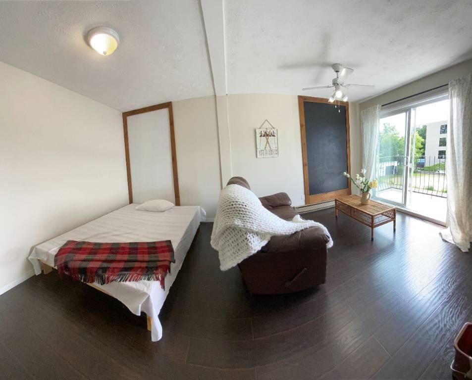Appartement semi-meublé, wifi prêt a déménager ! | 3286081