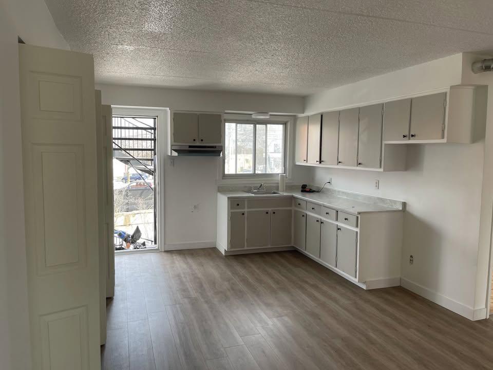 Grand 4½ rénové à louer | 3286102