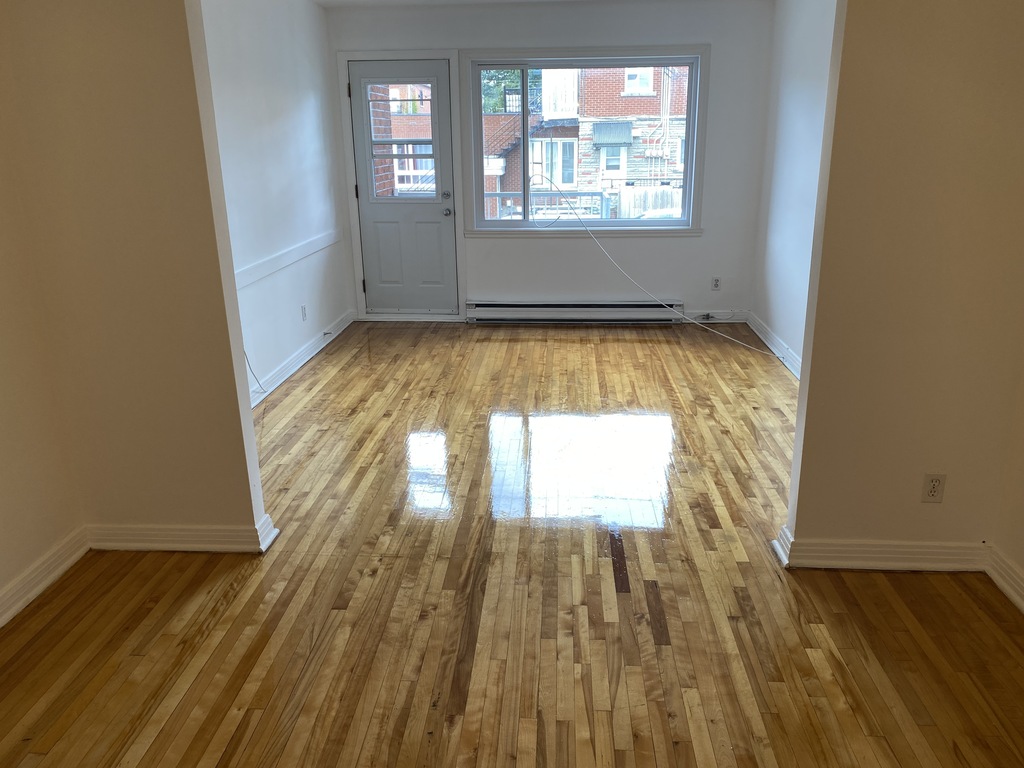 Lachine 3 ½ 1 Juil Ou Avant, Balcon Cour | 3286562