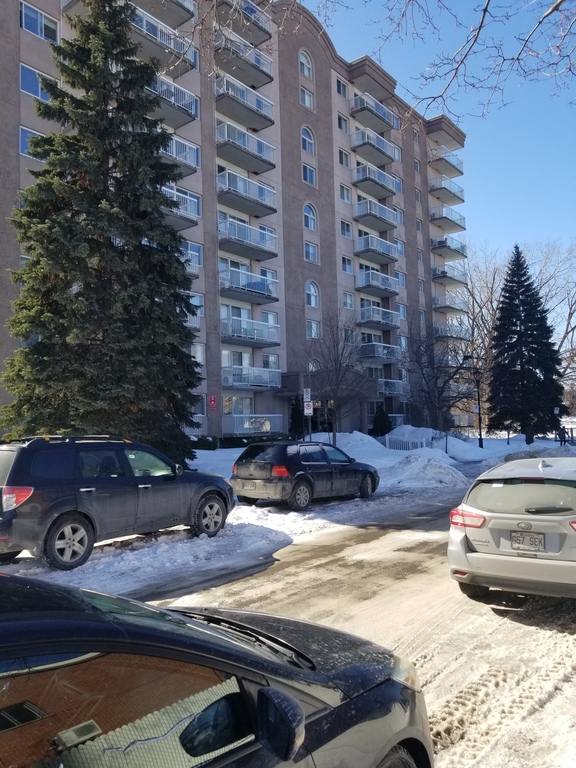 3 1/2 Garage Et Gym | 3286591