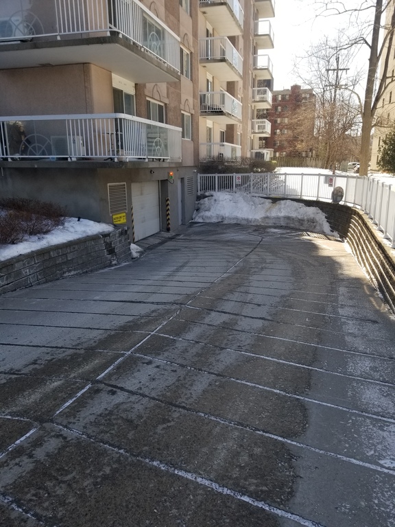 3 1/2 Garage Et Gym | 3286591