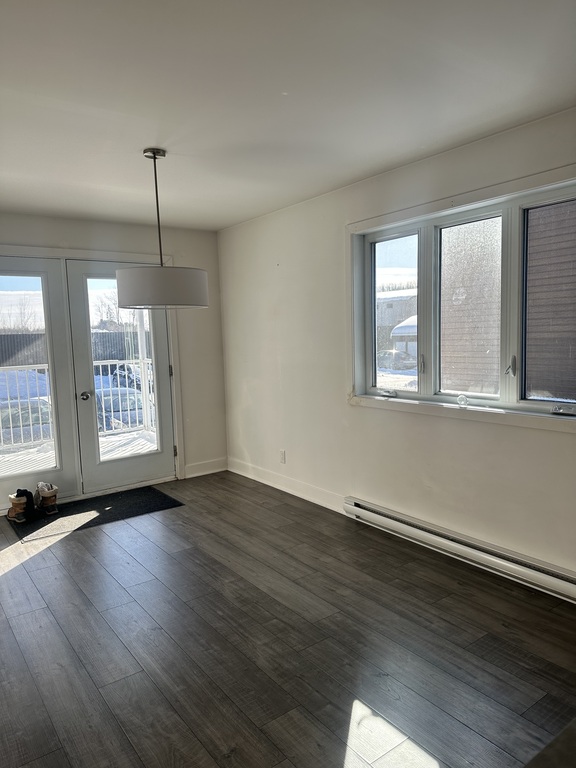 MAGNIFIQUE APPARTEMENT STYLE CONDO | 3286602